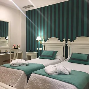 3* Hotell Adriano Boutique