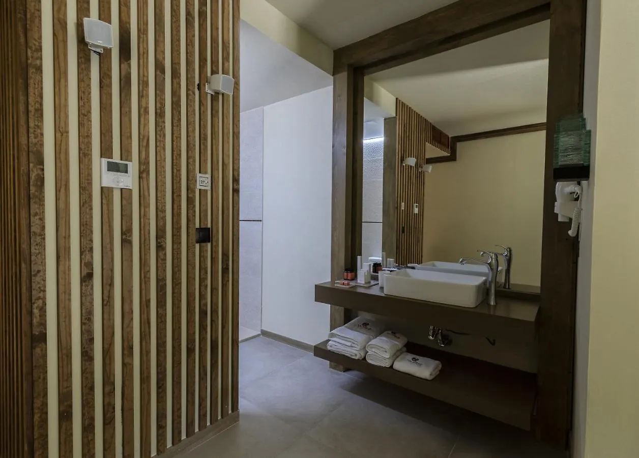 Hotel Boutique Varadero Zahara de los Atunes 2*,